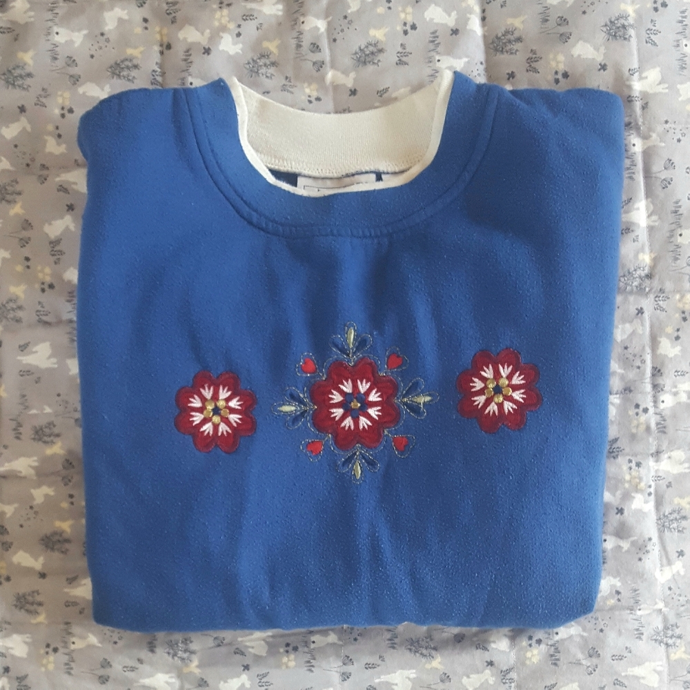 🎈⚘Cute!! Vintage Sweatshirt 🦋🎈